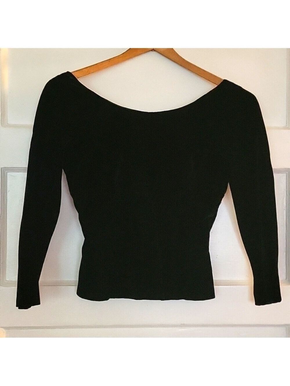 Authentic 1950s Modern Juniors Velvet Ballet Neck 3/4 Sleeve Top